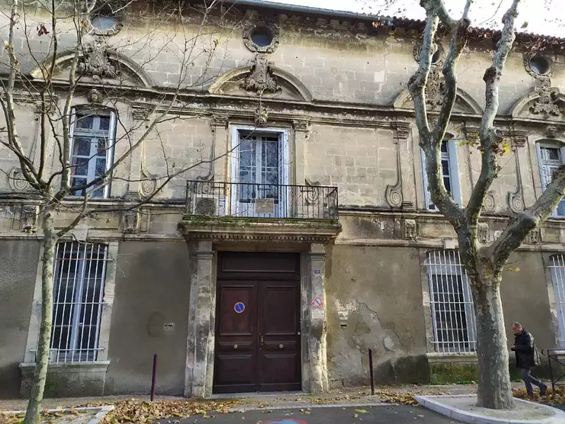 Maison, 1 250 m²
