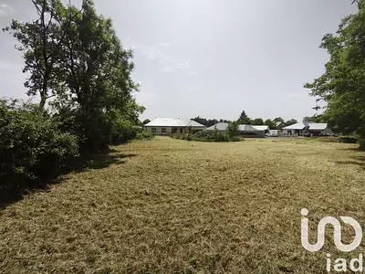 Terrain, 1 067 m²