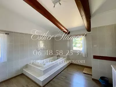 Maison, 242 m²