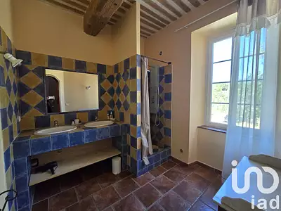 Maison, 270 m²