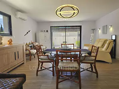 Maison, 93 m²