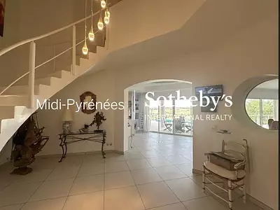 Maison, 350 m²