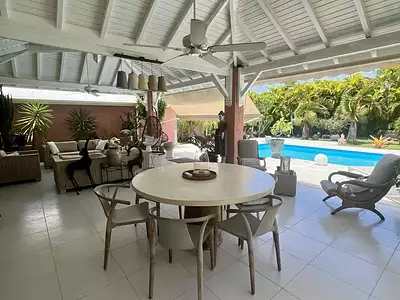 Maison, 180 m²