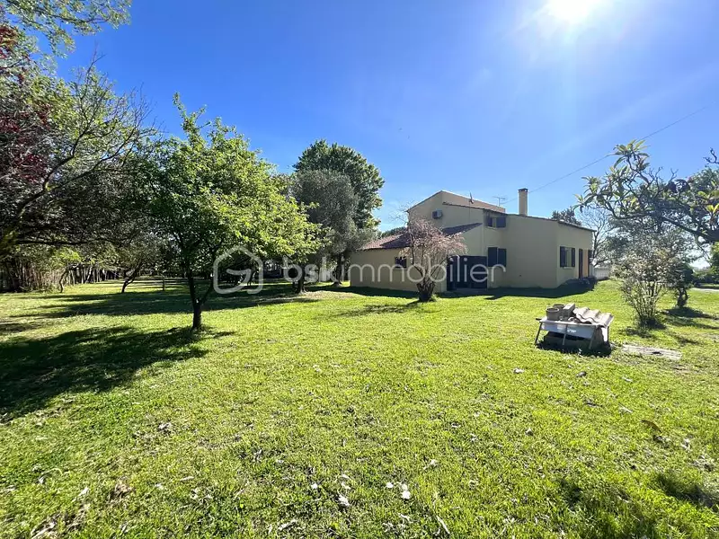 Maison, 145 m²