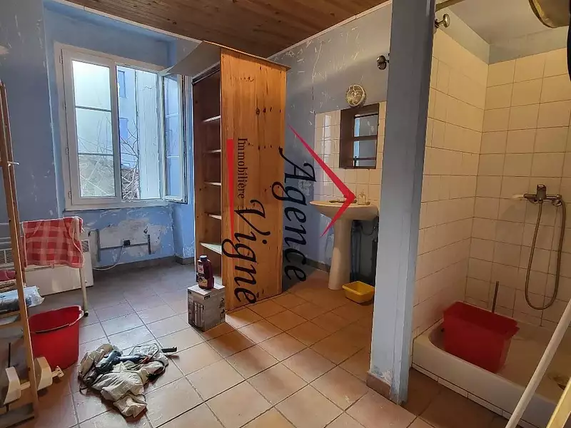Immeuble, 200 m²