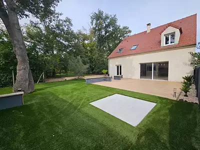 Maison, 166 m²