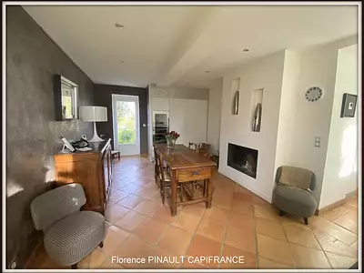 Maison, 265 m²