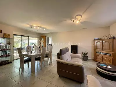 Maison, 121 m²