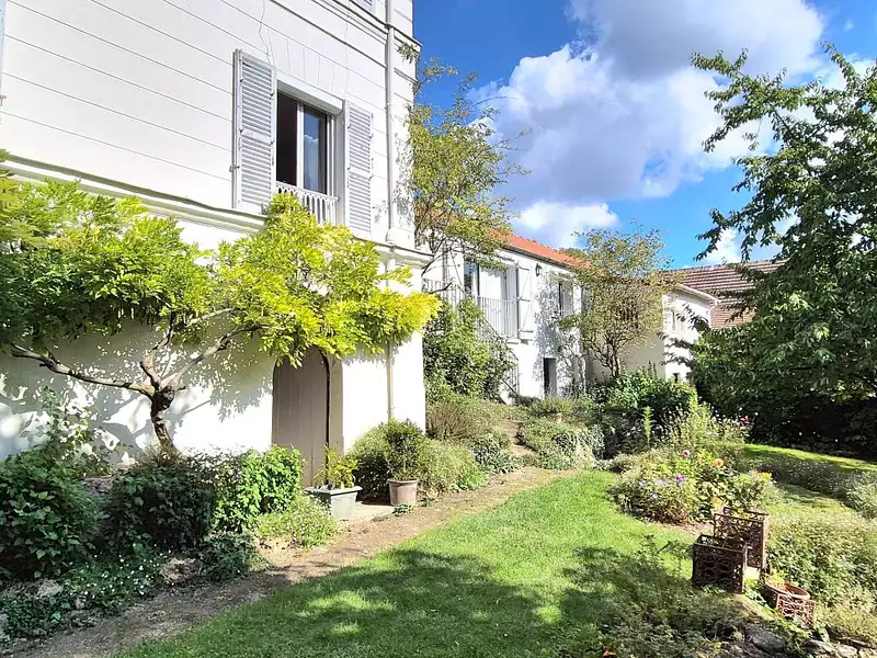 Maison, 203 m²