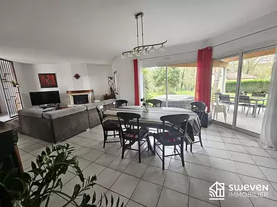 Maison, 162 m²