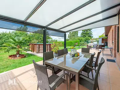 Maison, 181,56 m²