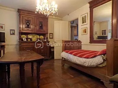 Maison, 260 m²