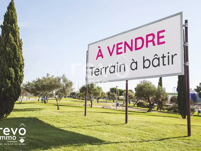 Terrain, 1 016,5 m²