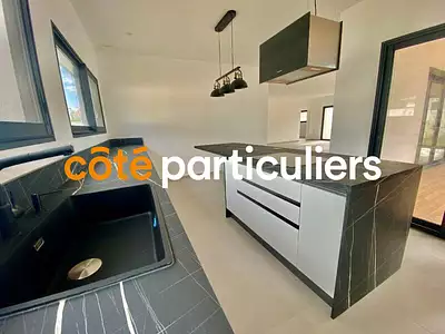 Maison, 170 m²