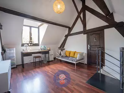 Maison, 220 m²