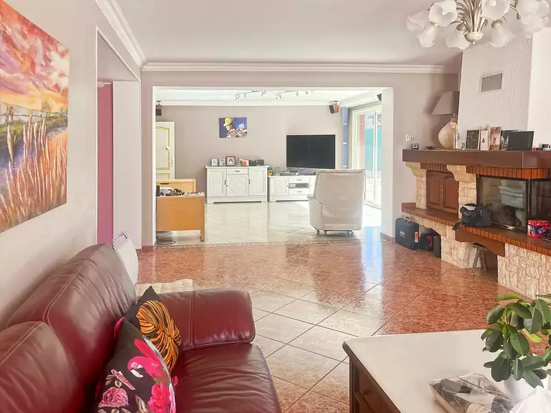 Maison, 230 m²