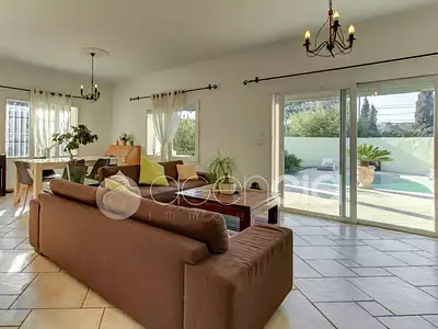 Maison, 201 m²