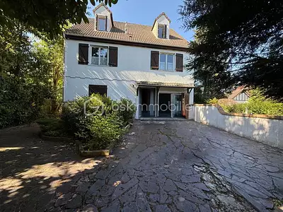 Maison, 193 m²