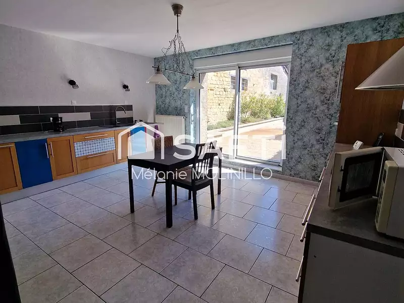 Maison, 226 m²