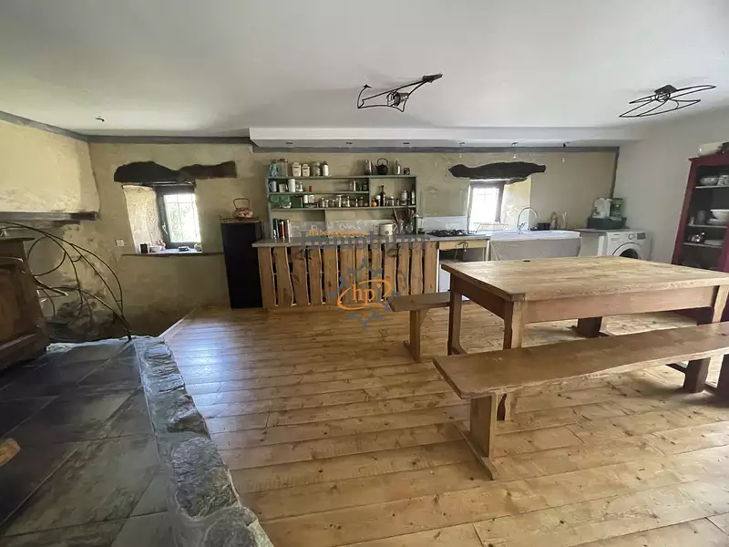 Maison, 144 m²