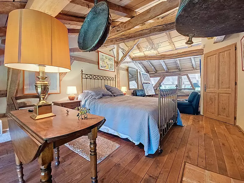 Maison, 240 m²