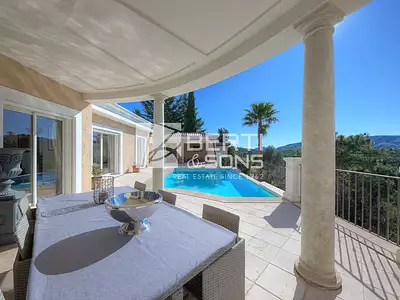 Maison, 340,49 m²