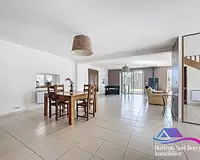 Maison, 210 m²