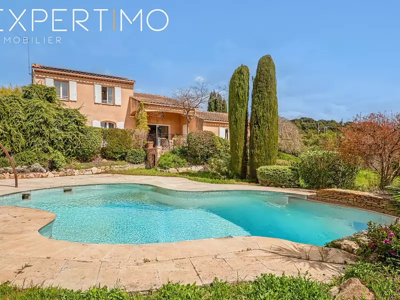 Maison, 167 m²