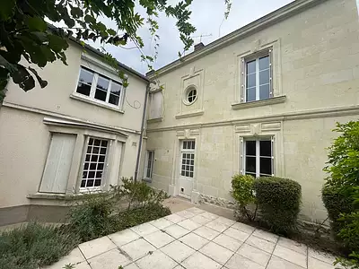 Maison, 196 m²
