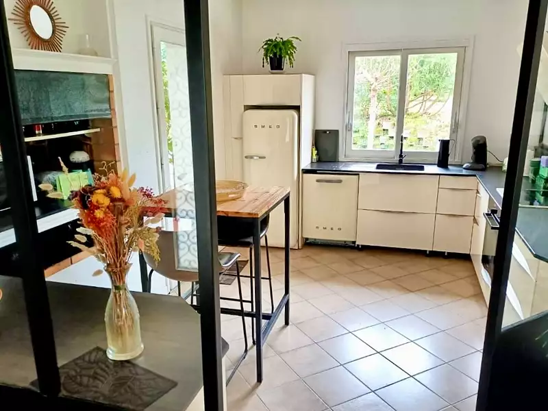 Maison, 210 m²