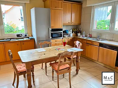 Maison, 278 m²