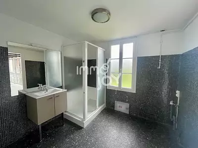 Maison, 180 m²