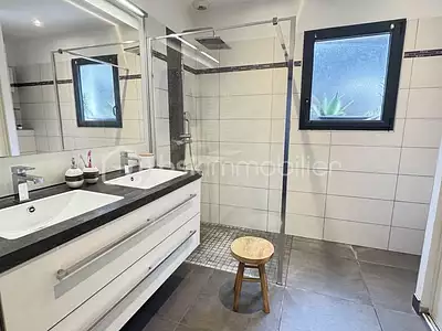 Maison, 117 m²