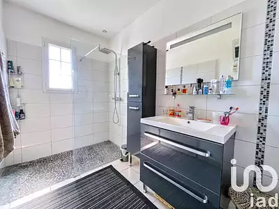 Maison, 168 m²
