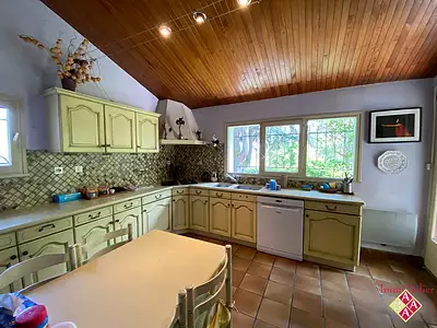 Maison, 169 m²