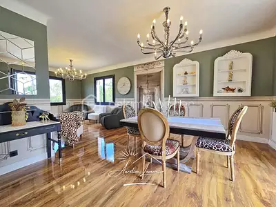 Maison, 200 m²