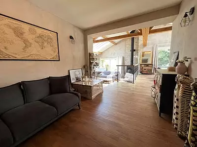 Maison, 240 m²