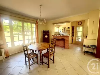Maison, 137 m²