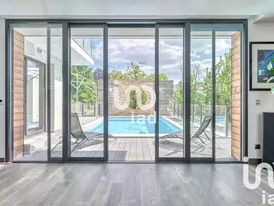 Maison, 343 m²