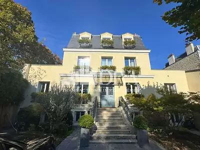 Maison, 420 m²
