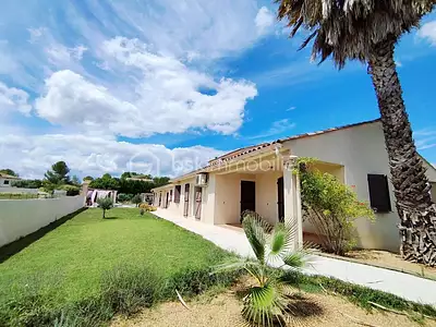 Maison, 219 m²