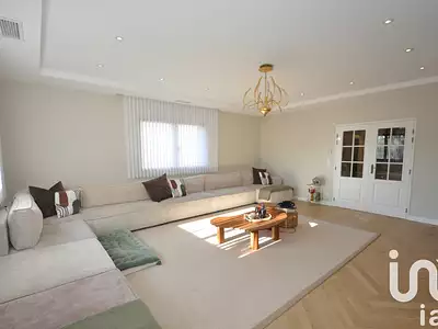 Maison, 280 m²