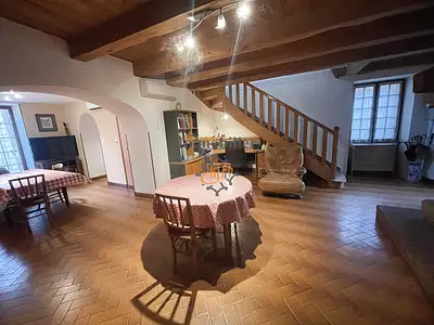 Maison, 147 m²