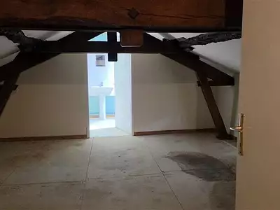 Maison, 196 m²