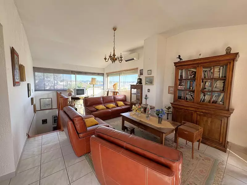 Maison, 147 m²