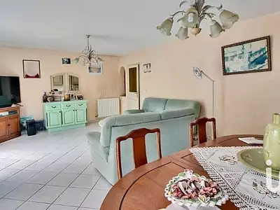 Maison, 167 m²