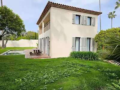 Maison, 164 m²