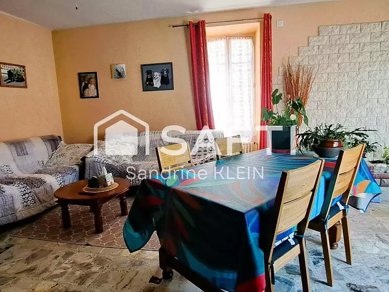 Immeuble, 182 m²