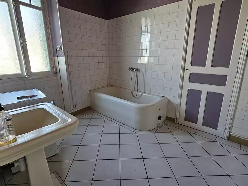 Maison, 240 m²