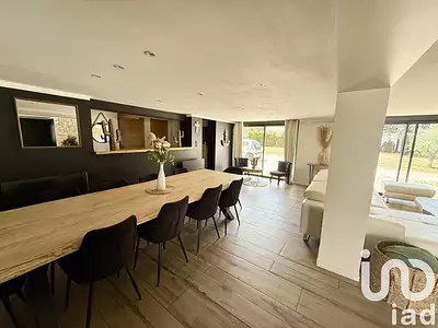 Maison, 203 m²